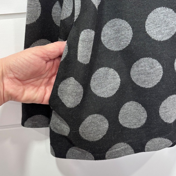 Motion made in Canada black and grey polka dot swing style button up cardigan - Picture 8 of 15